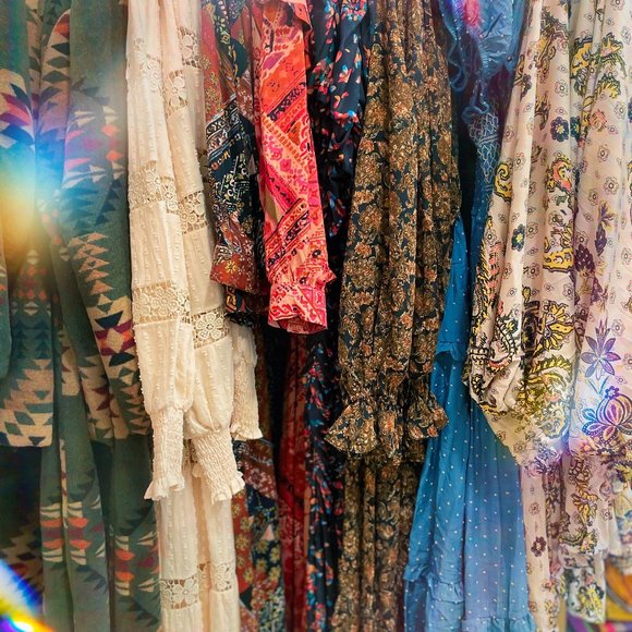 Meet your Posher, Styling U - Picture 1 of 1